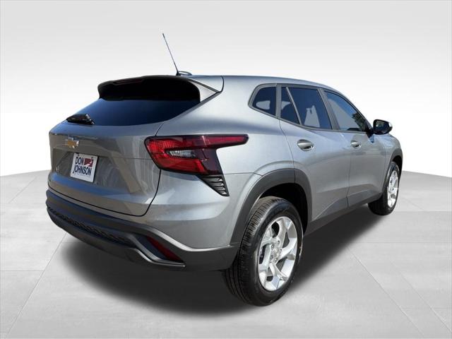 2026 Chevrolet Trax FWD LS
