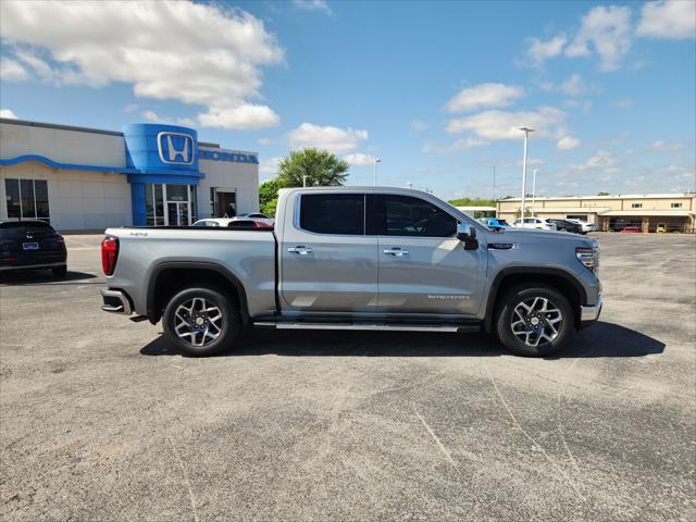 2026 GMC Sierra 1500 Crew Cab, Short Bed, SLT, 4WD