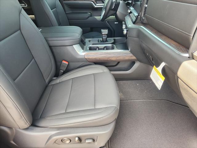 2026 GMC Sierra 1500 Crew Cab, Short Bed, SLT, 4WD