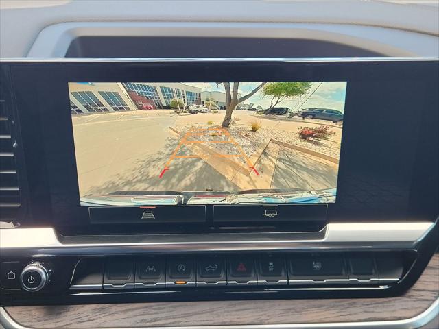 2026 GMC Sierra 1500 Crew Cab, Short Bed, SLT, 4WD