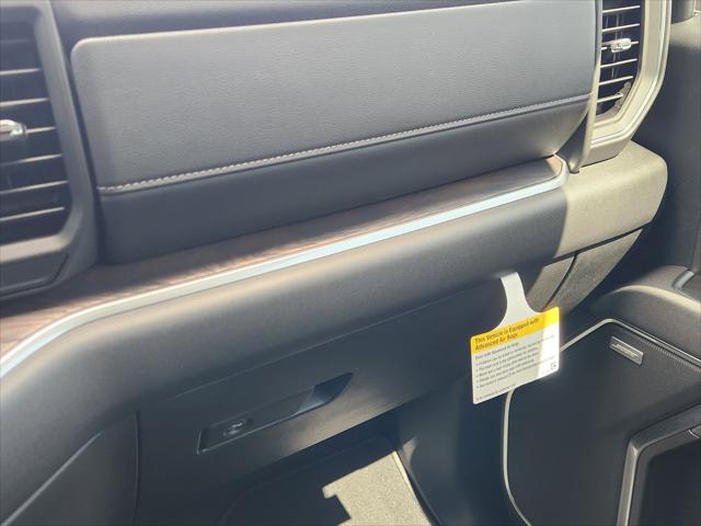 2026 GMC Sierra 1500 Crew Cab, Short Bed, SLT, 4WD
