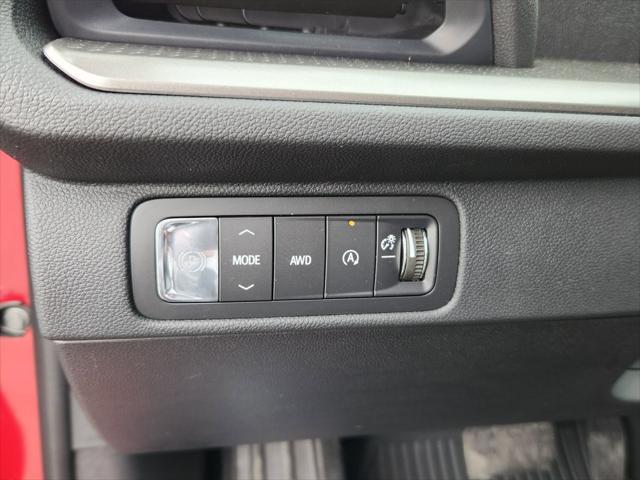 2026 Chevrolet Traverse AWD LT