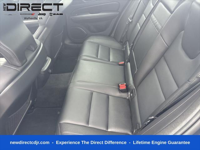 2023 Volvo S60 B5 Core Dark Theme