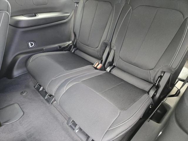 2026 Jeep Grand Cherokee L Laredo 4x4