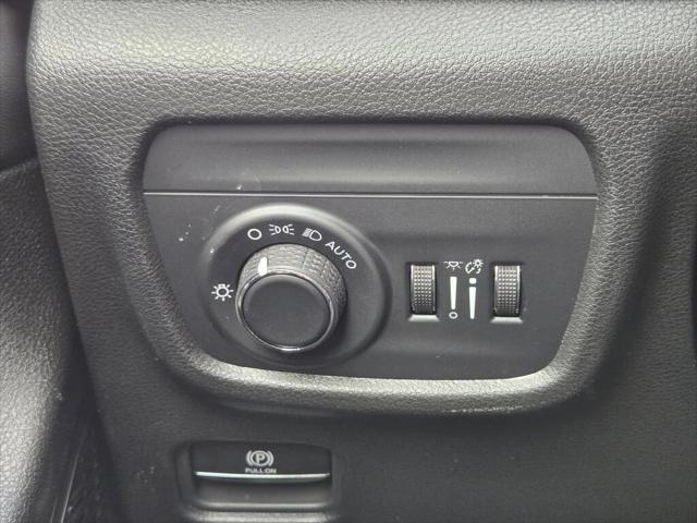 2026 Jeep Grand Cherokee L Laredo 4x4