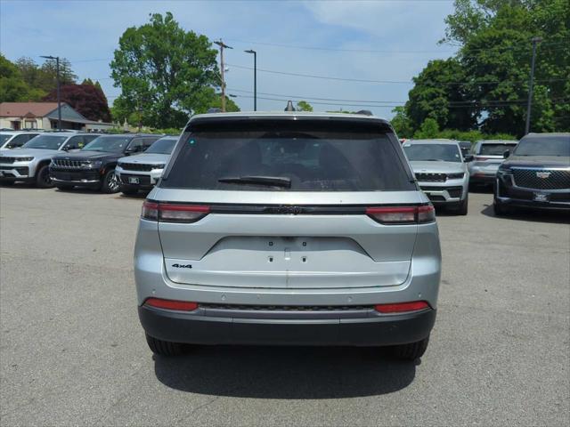 2026 Jeep Grand Cherokee Altitude 4x4