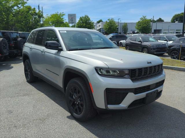 2026 Jeep Grand Cherokee Altitude 4x4