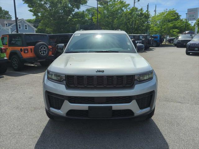 2026 Jeep Grand Cherokee Altitude 4x4
