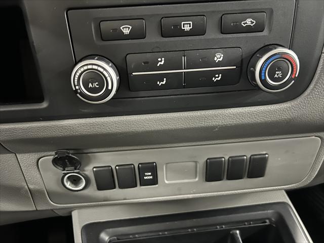 2016 Nissan 3500 S V8