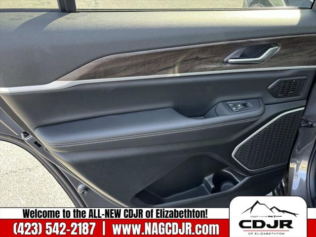 2026 Jeep Grand Cherokee L Limited 4x4