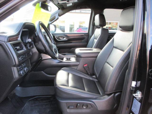 2023 Chevrolet Suburban 4WD LT