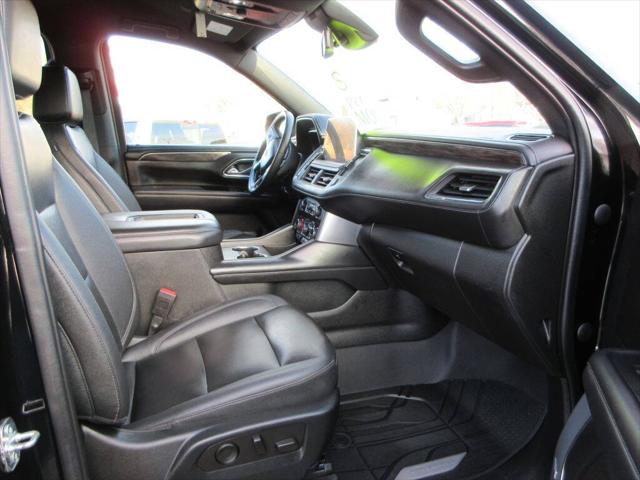 2023 Chevrolet Suburban 4WD LT