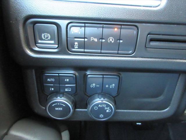 2023 Chevrolet Suburban 4WD LT
