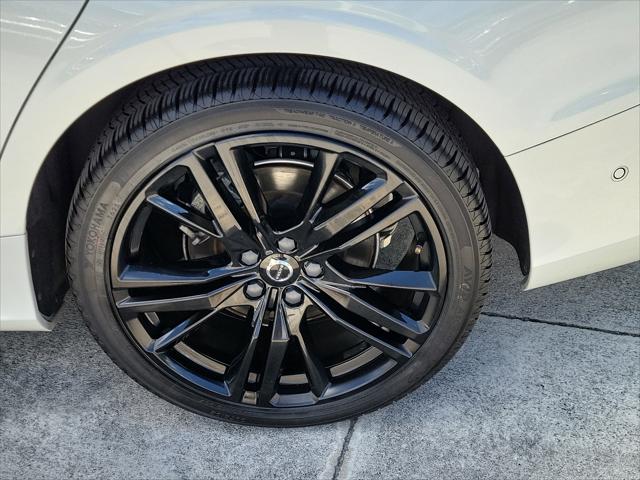 2024 Volvo S60 B5 Plus Black Edition