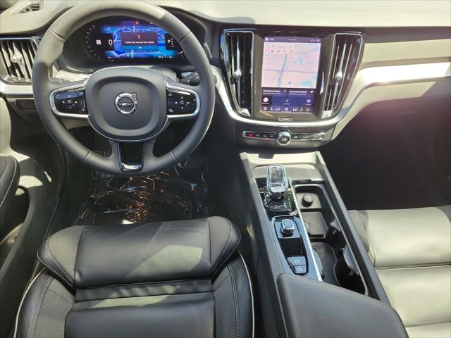 2024 Volvo S60 B5 Plus Black Edition