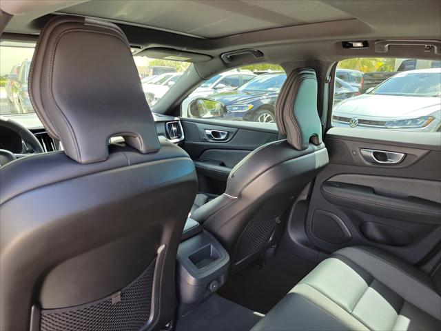 2024 Volvo S60 B5 Plus Black Edition