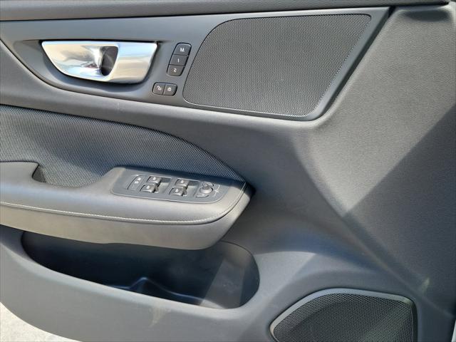 2024 Volvo S60 B5 Plus Black Edition