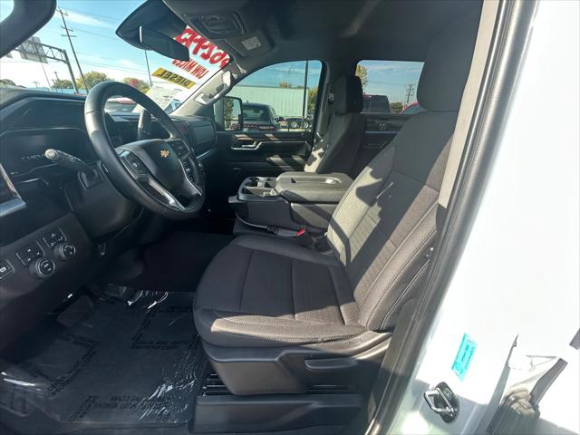 2024 Chevrolet Silverado 3500HD 4WD Crew Cab Long Bed LT