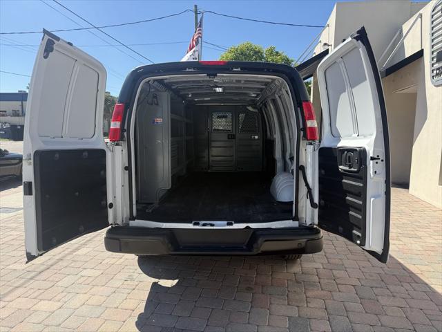 2023 GMC Savana Cargo RWD 2500 Extended Wheelbase Work Van