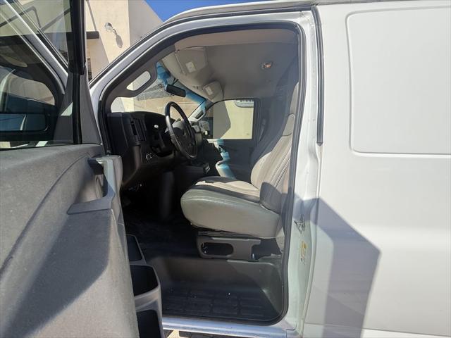 2023 GMC Savana Cargo RWD 2500 Extended Wheelbase Work Van