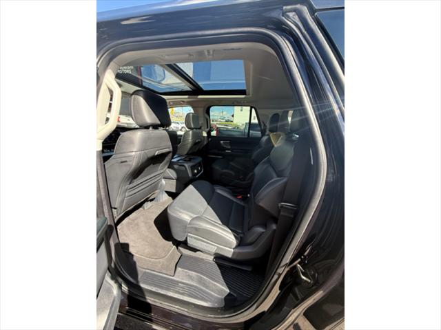 2025 Ford Expedition Platinum MAX