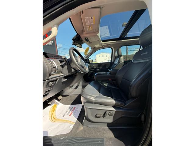 2025 Ford Expedition Platinum MAX