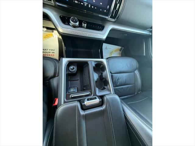 2025 Ford Expedition Platinum MAX
