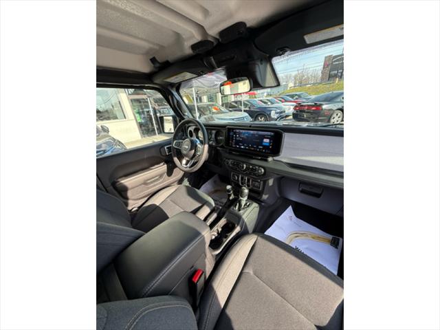 2025 Jeep Wrangler 4xe Sahara 4xe