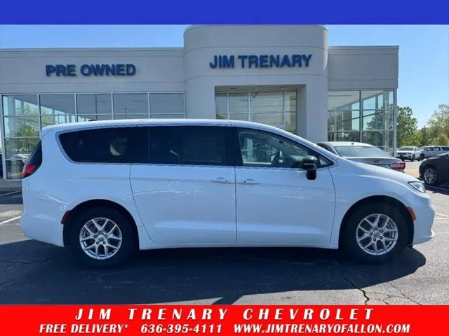2024 Chrysler Pacifica Touring L for sale in O Fallon, MO