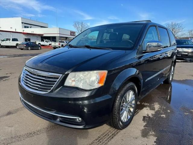 2014 Chrysler Town & Country Touring-L for sale in Brandon Twp, MI