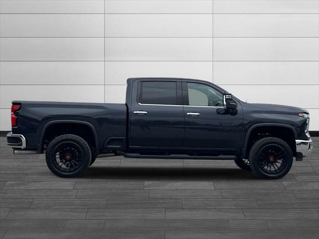2024 Chevrolet Silverado 3500HD 4WD Crew Cab Standard Bed LTZ