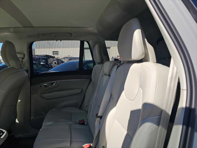 2026 Volvo XC90 Ultra, B6 AWD Gas (mild hybrid), Gasoline, Bright, 7 Seats