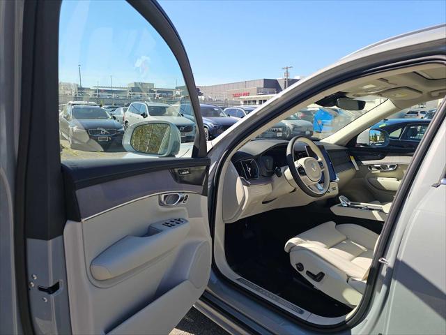 2026 Volvo XC90 Ultra, B6 AWD Gas (mild hybrid), Gasoline, Bright, 7 Seats