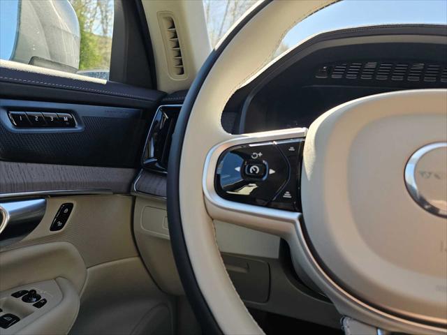 2026 Volvo XC90 Ultra, B6 AWD Gas (mild hybrid), Gasoline, Bright, 7 Seats