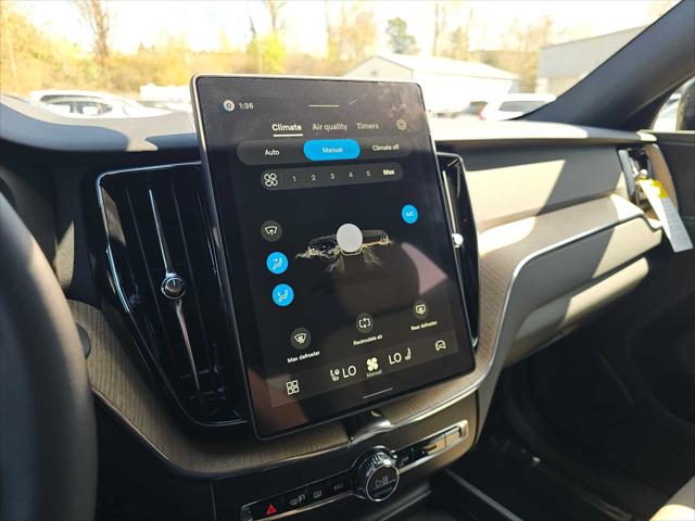 2026 Volvo XC60 B5 Plus