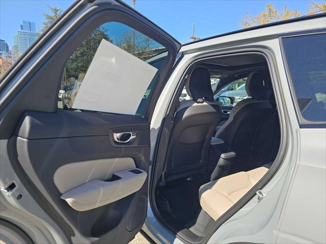 2026 Volvo XC60 B5 Core