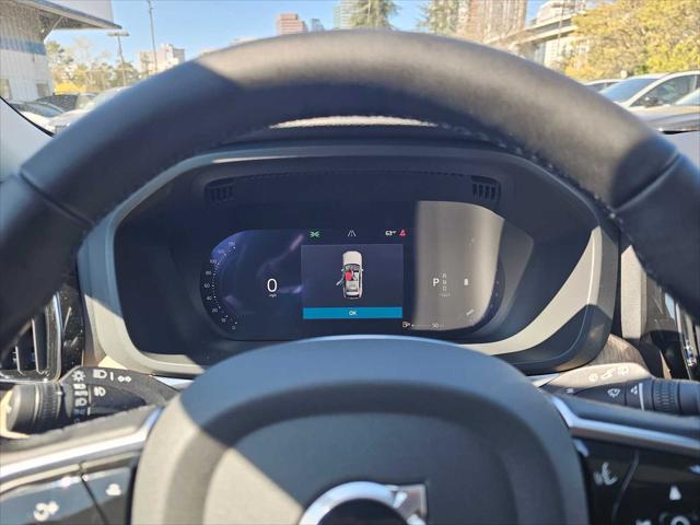 2026 Volvo XC60 B5 Core