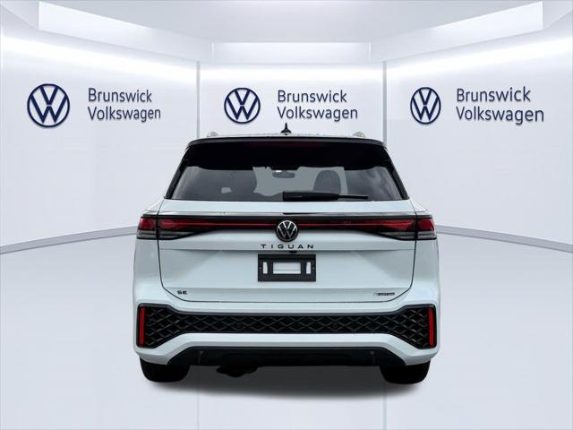2026 Volkswagen Tiguan SE R-Line Black