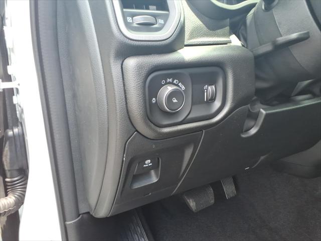 2026 Ram 1500 Tradesman Quad Cab 4x2 6'4" Box