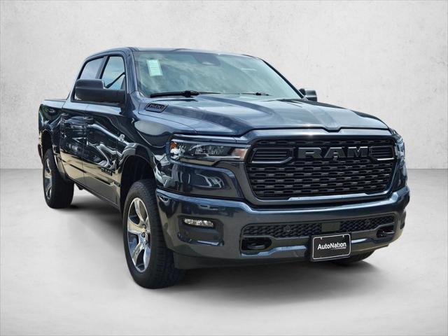 2026 Ram 1500 Express Crew Cab 4x4 5'7" Box