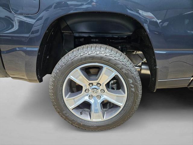 2026 Ram 1500 Express Crew Cab 4x4 5'7" Box