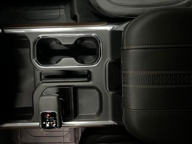 2026 Chevrolet Silverado 1500 4WD Crew Cab Short Bed High Country