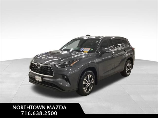 2022 Toyota Highlander XLE for sale in Amherst, NY