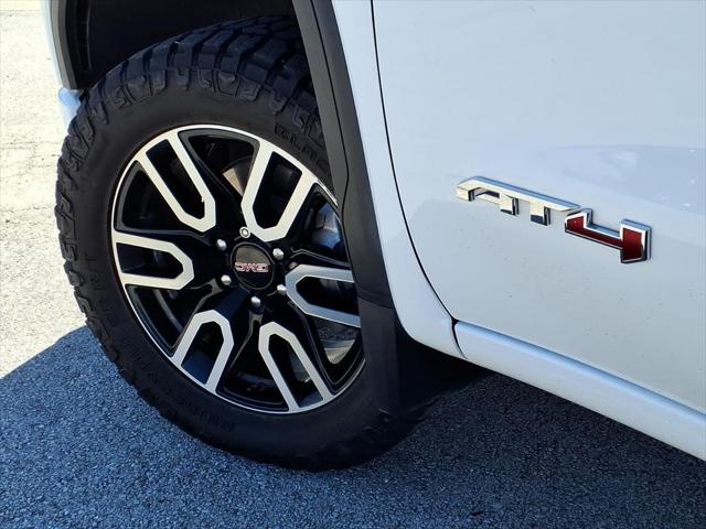 2022 GMC Sierra 1500 4WD Crew Cab Short Box AT4
