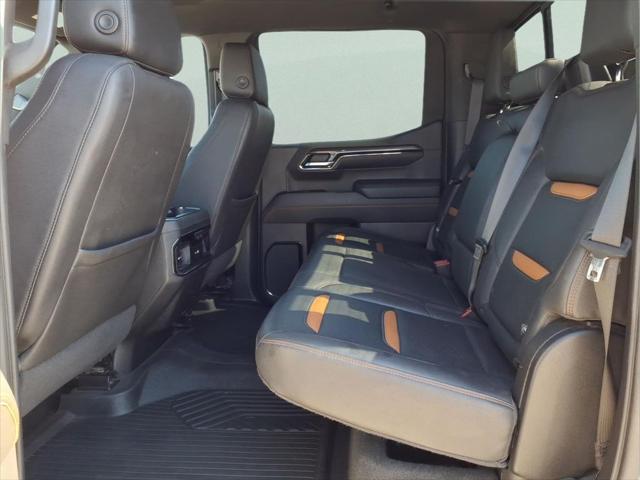 2022 GMC Sierra 1500 4WD Crew Cab Short Box AT4