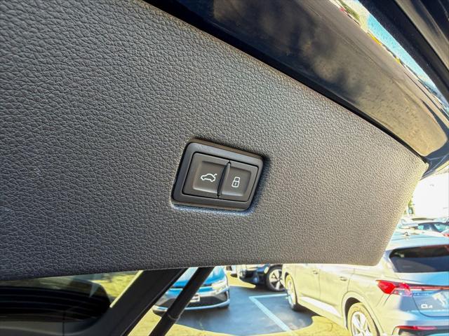 2025 Audi Q8 Premium Plus 55 TFSI quattro