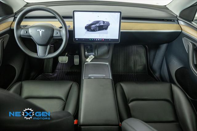 2024 Tesla Model Y Performance Dual Motor All-Wheel Drive