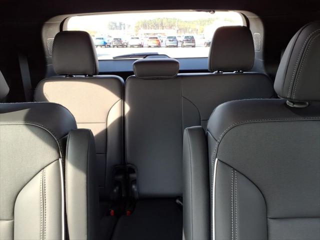 2025 Buick Enclave Preferred FWD