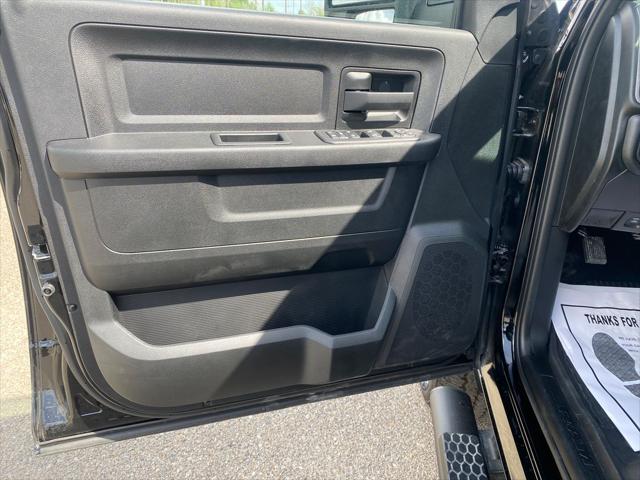 2026 Ram 2500 Black Express Crew Cab 4x4 8" Box