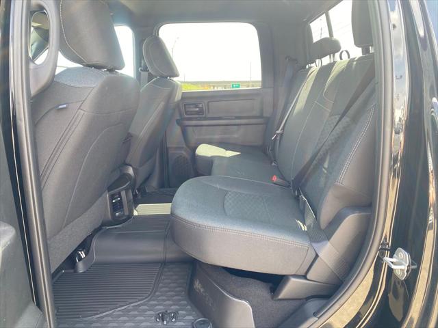 2026 Ram 2500 Black Express Crew Cab 4x4 8" Box